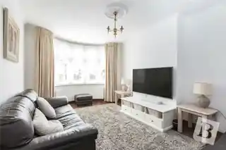 21 Westland Avenue, photo 3