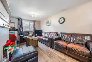 21 Woodbine Lane, photo 2