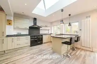 210 Wingletye Lane, photo 4