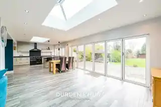 210 Wingletye Lane, photo 2