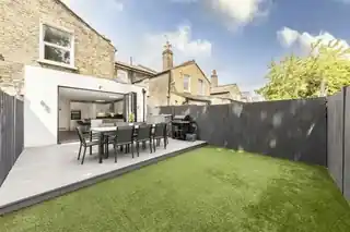 212 Malpas Road, photo 4