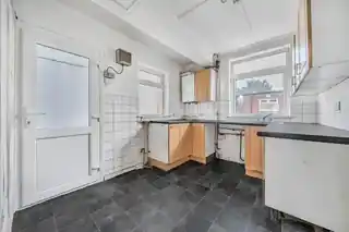 213 Northumberland Avenue, photo 4