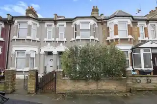 214 Henley Road, photo 2
