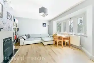 215 Beavers Lane, photo 3