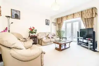 217 St Barnabas Road, photo 2
