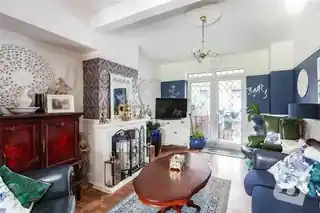 217 Valence Wood Road, photo 2