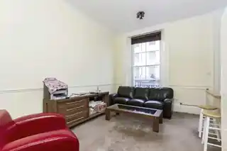 217B Gloucester Terrace, photo 3