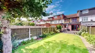 218 Dawlish Drive, photo 2