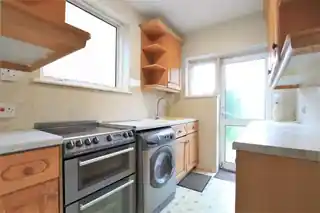 218 North Hyde Lane, photo 2
