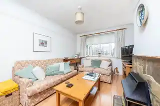 21A Epsom Road, photo 3