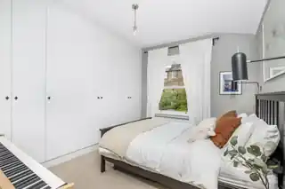 21B Deerbrook Road, photo 3