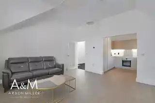 21B Thomas Barnardo Way, photo 3