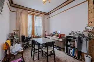 22 Amesbury Avenue, photo 4