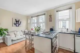22 Ashleigh Road, photo 4