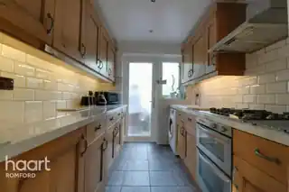 22 Ashvale Gardens, photo 4