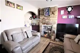 22 Bedwell Road, photo 3