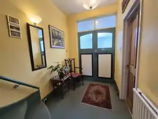 22 Berkeley Gardens, photo 2