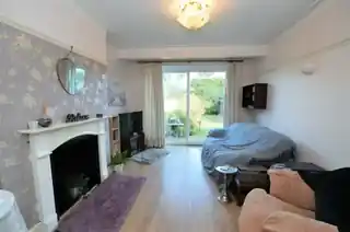 22 Bryanston Avenue, photo 4