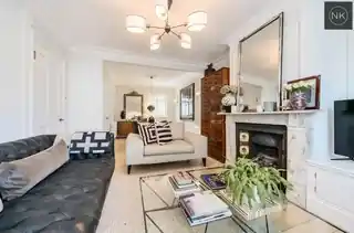 22 Carnarvon Road, photo 2