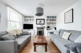 22 Chestnut Road, photo 2