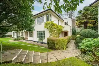 22 Colebrook Close, photo 2