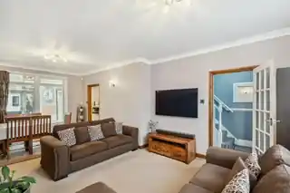 22 Commonwealth Avenue, photo 2
