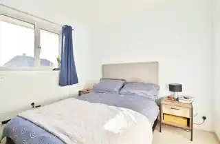 22 Crofters Close, photo 4