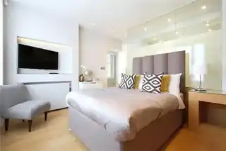 22 De Walden Street, photo 4