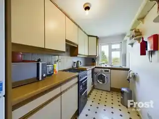 22 Engleheart Drive, photo 3