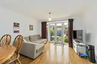 22 Fearnley Crescent, photo 4