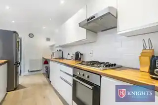 22 Garfield Road, photo 4