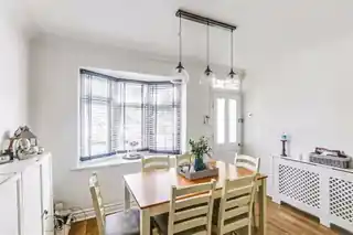 22 Grosvenor Road, photo 3