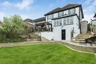 22 Hill Crescent, photo 4
