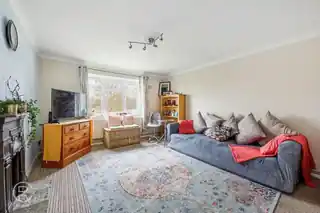 22 Irving Avenue, photo 2