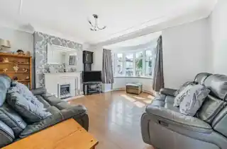 22 Kenmore Avenue, photo 2