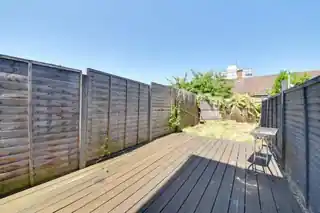 22 Kitchener Road, photo 2