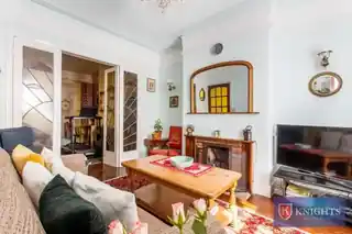 22 Lancaster Road, photo 4