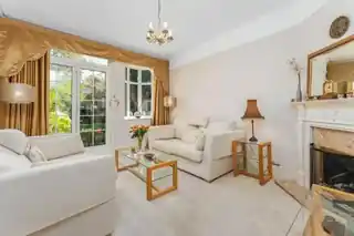 22 Lenham Road, photo 2