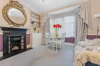 22 Lenham Road, photo 3