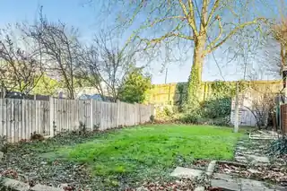 22 Lyall Avenue, photo 2