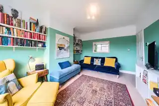 22 Meadway Gardens, photo 3