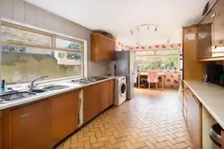 22 Medway Road, photo 3