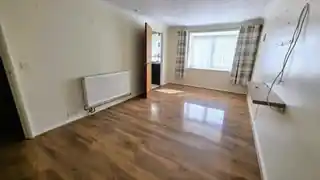 22 Portland Close, photo 2