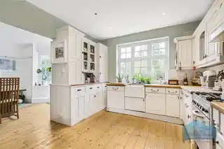 22 Queens Road, photo 3