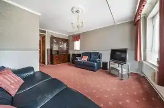 22 Salisbury Close, photo 4