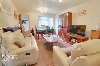 22 Savoy Avenue, photo 3