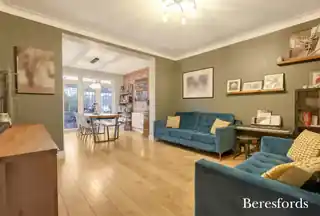 22 Station Road, photo 2