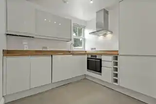 22 Surrey Road, photo 4