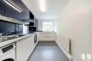 22 Tedder Close, photo 4