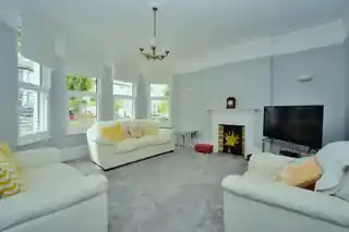 22 The Crescent, photo 2